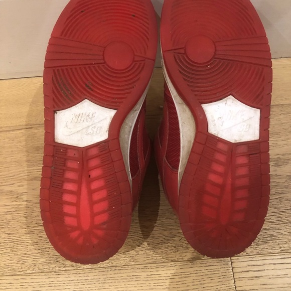 2015 sb dunk patent red size 8.5 mens. - Picture 5 of 6